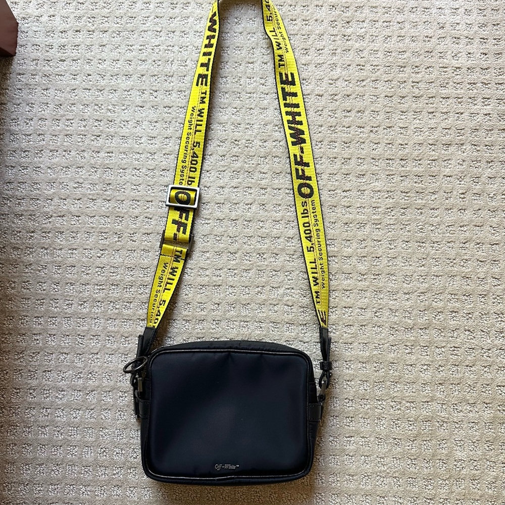 🖤 Off-White Logo Strap Crossbody Nylon Bag